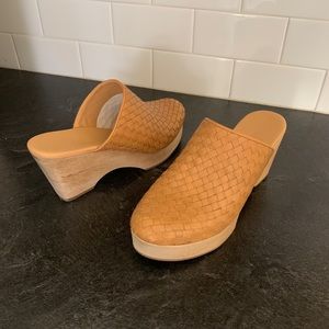 Everlane The Clog Tan Woven Size 7.5